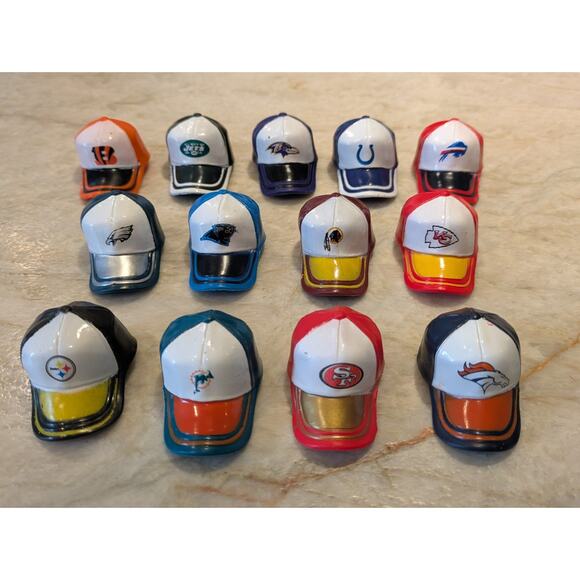 Lot of 13 2009 NFL 2" Plastic Gumball Vending Machine Mini Caps Hats - Picture 1 of 7